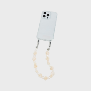 Cluster Pearl Wristlet